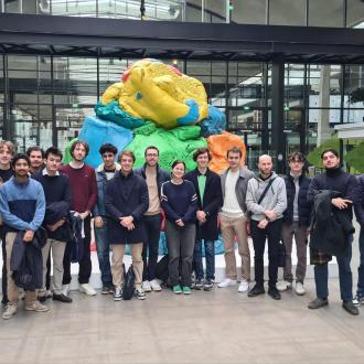 Visite de la Station F pour des élèves-ingénieurs de CentraleSupélec